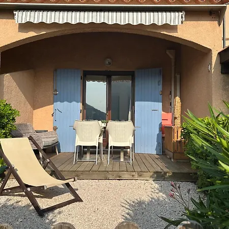 Saint-clair Magnificent With Sea View Le Lavandou