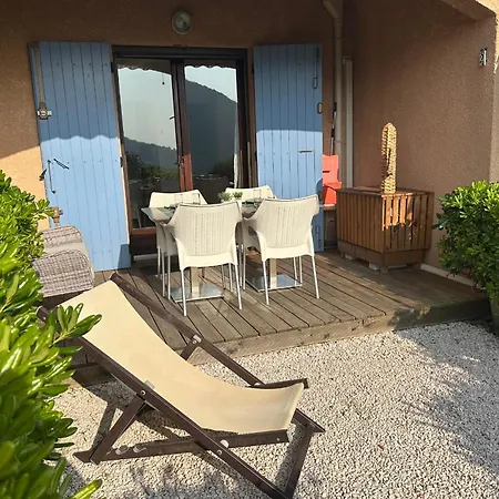 Saint-clair Magnificent With Sea View Le Lavandou