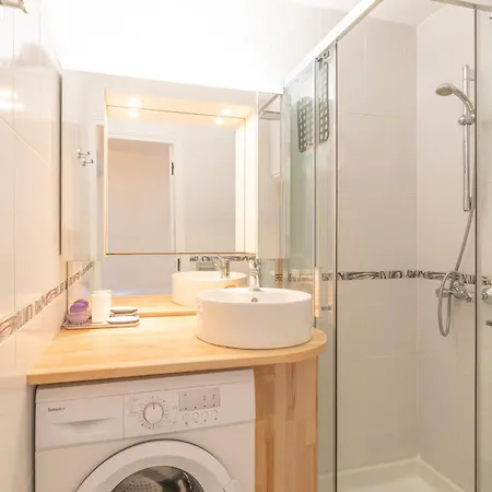 Saint-clair Magnificent With Sea View Apartment